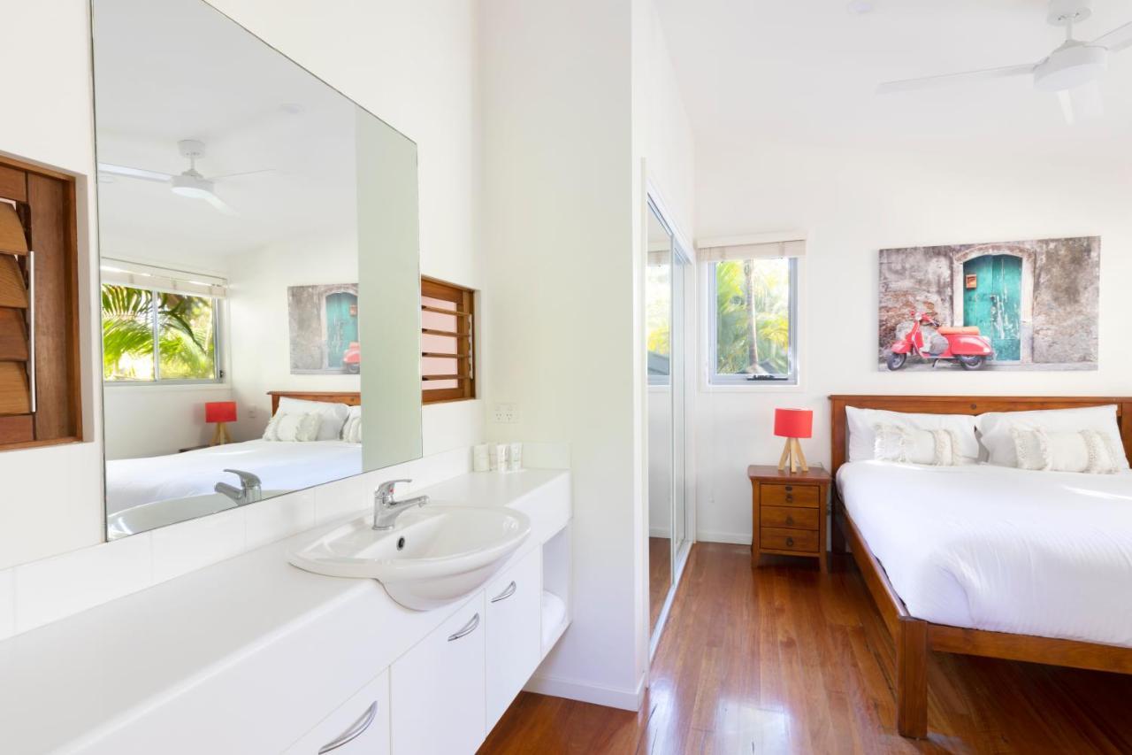 Mobys Beachside Retreat Blueys Beach Buitenkant foto